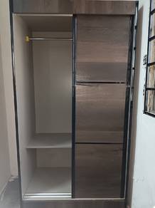 Bedroom Furniture for Sale (Good Condition)