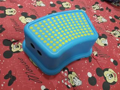 stool