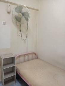 Room in Bangi, SGR