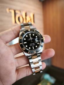 Mint Condition 2021 Rolex Submariner Date 126613LN (Two-Tone Black)