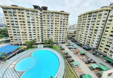 Condominium For Sale in Petaling Indah Condominiums