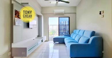 Condominium For Sale in Vista Condominium