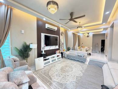 Semi-Detached House For Sale in Shah Alam,SGR
