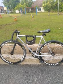 Fixie Bicycle – Clean & Well Maintained