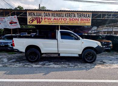 Toyota Hilux in Kajang, SGR