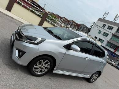 Perodua Axia SE SE in Butterworth, PNG