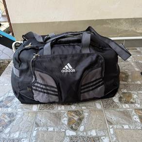 Adidas sports duffel/boston bag