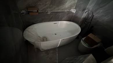 EURANO Bathtub 1800mm for Sale (Brand New)
