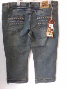 Lady jeans pendek 3/4 stretchable