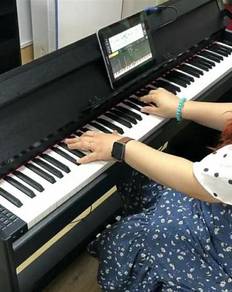 UK Digital Piano 88 Standard Keyboard Keys With Bl