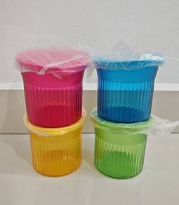 Tupperware Family Mate Square round 510ml