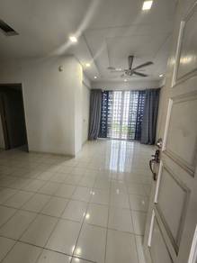 Condominium For Rent in Putra Place