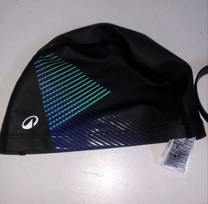 Decathlon swim items