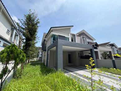 Semi-Detached House For Sale in Ipoh,PRK
