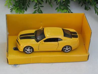 TOP (12cm) Chevrolet Camaro RS (Bumblebee)