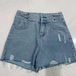 High waist denim short