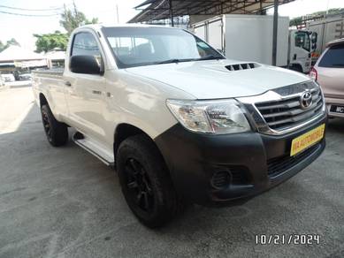 Toyota Hilux VNT SINGLE CAB in Selayang, SGR