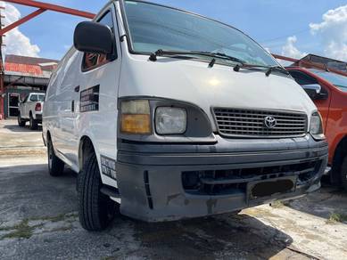 Toyota Hiace in Jalan Kuching, KUL