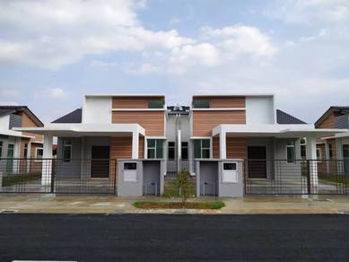 Semi-Detached House For Sale in Shah Alam,SGR