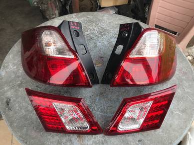 Lampu Subaru Exiga Japan