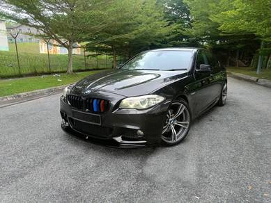 BMW 528i 28i M SPORT in Kajang, SGR