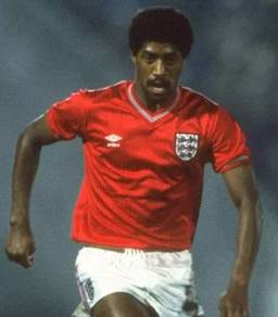 Vintage Rare Jersey England away 1984/1985