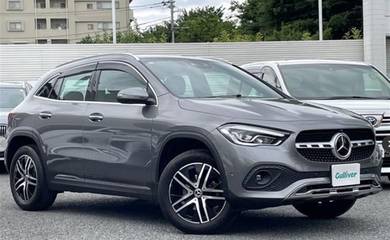 Mercedes Benz GLA180 GLA180 in Damansara, KUL