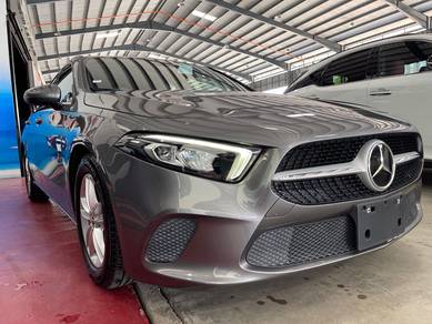 Mercedes Benz A180 A180 STYLE HATCHBACK in Kajang, SGR