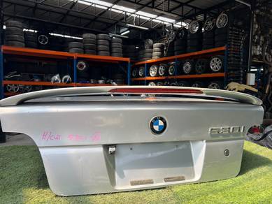 BMW E39 530i Bonet Belakang