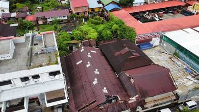 Others Land in Georgetown, PNG