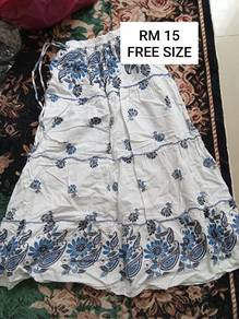Skirt Floral Perempuan