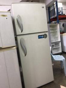 Fridge LG 2 Pintu Freezer Refrigerator Peti Sejuk
