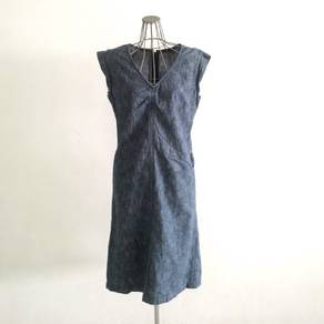 DKNY Denim V-neck Linen Midi Shift Dress
