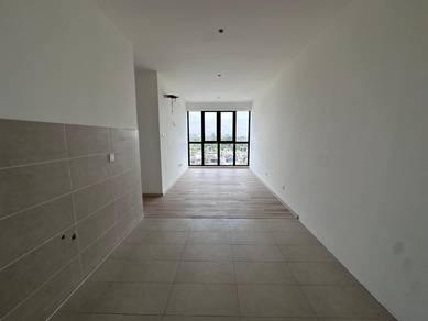 Condominium For Sale in Milano Eight
