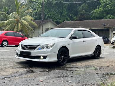 2012 Toyota Camry V