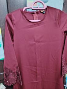 Jubah /Dress maroon