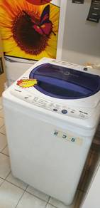 TOSHIBA 7.2kg Washing Machine 5Ag2n1 - terpakai
