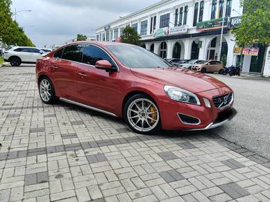 Volvo S60 T5 in Beranang, SGR