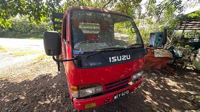 Lori Isuzu 14 Kaki (1995)