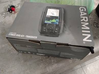 Garmin striker vivid 4cv full set.