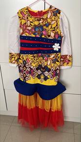 baju merdeka
