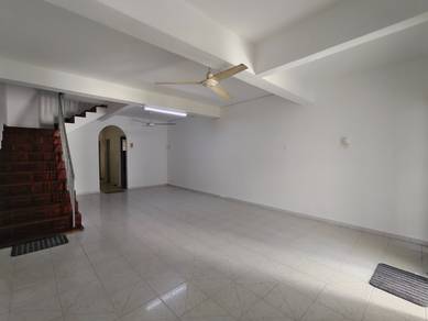 2-storey Terraced House For Sale in Cheng,MLK