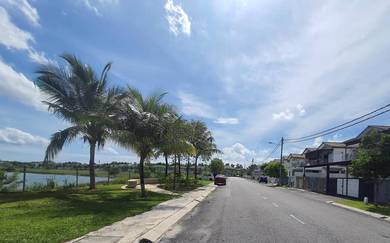 Cluster House For Sale in Puchong,SGR