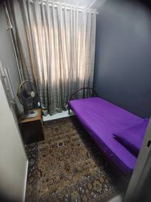Room in Permatang Pauh, PNG