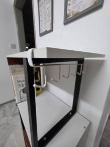 Hook/hanger for rack / table