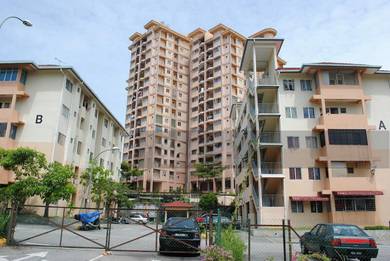 Condominium For Rent in Kristal Heights (Gombak)