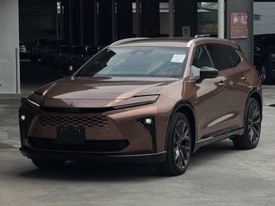 Toyota Crown SPORT RS in Chan Sow Lin, KUL