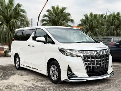 Toyota Alphard X in Jalan Kuching, KUL