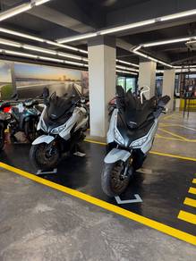 Honda Forza 250
