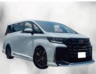 Toyota Vellfire Z PREMIER in I-City, SGR
